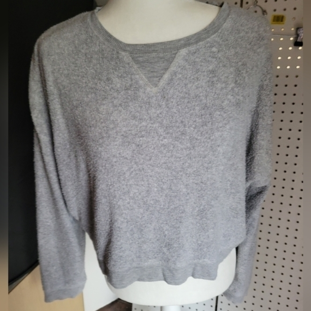 Kendall & Kylie size S crop length sweatshirt